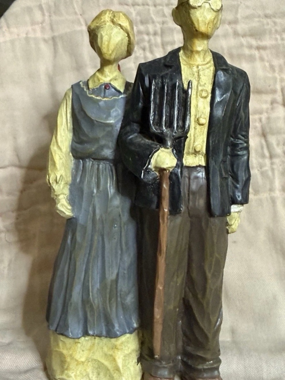 Rustic Farm Couple Figurine - Neutral Tones
